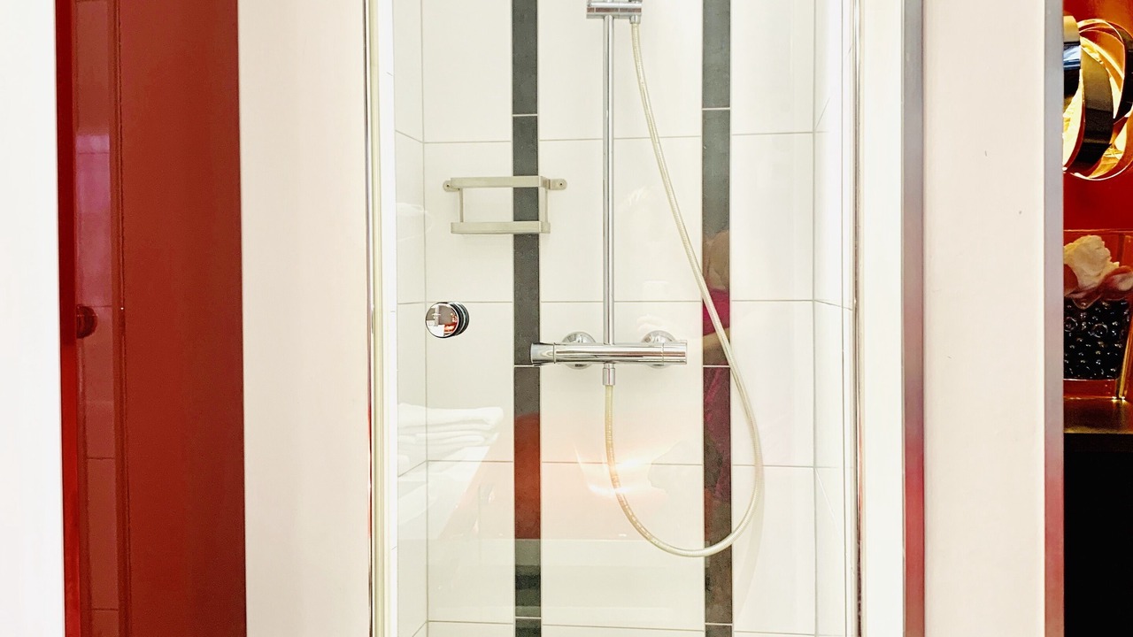 Photo of Bathroom in Accolay