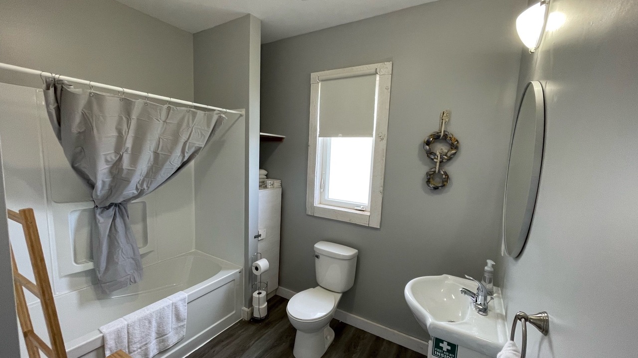Photo of Bathroom in Brackley Beach