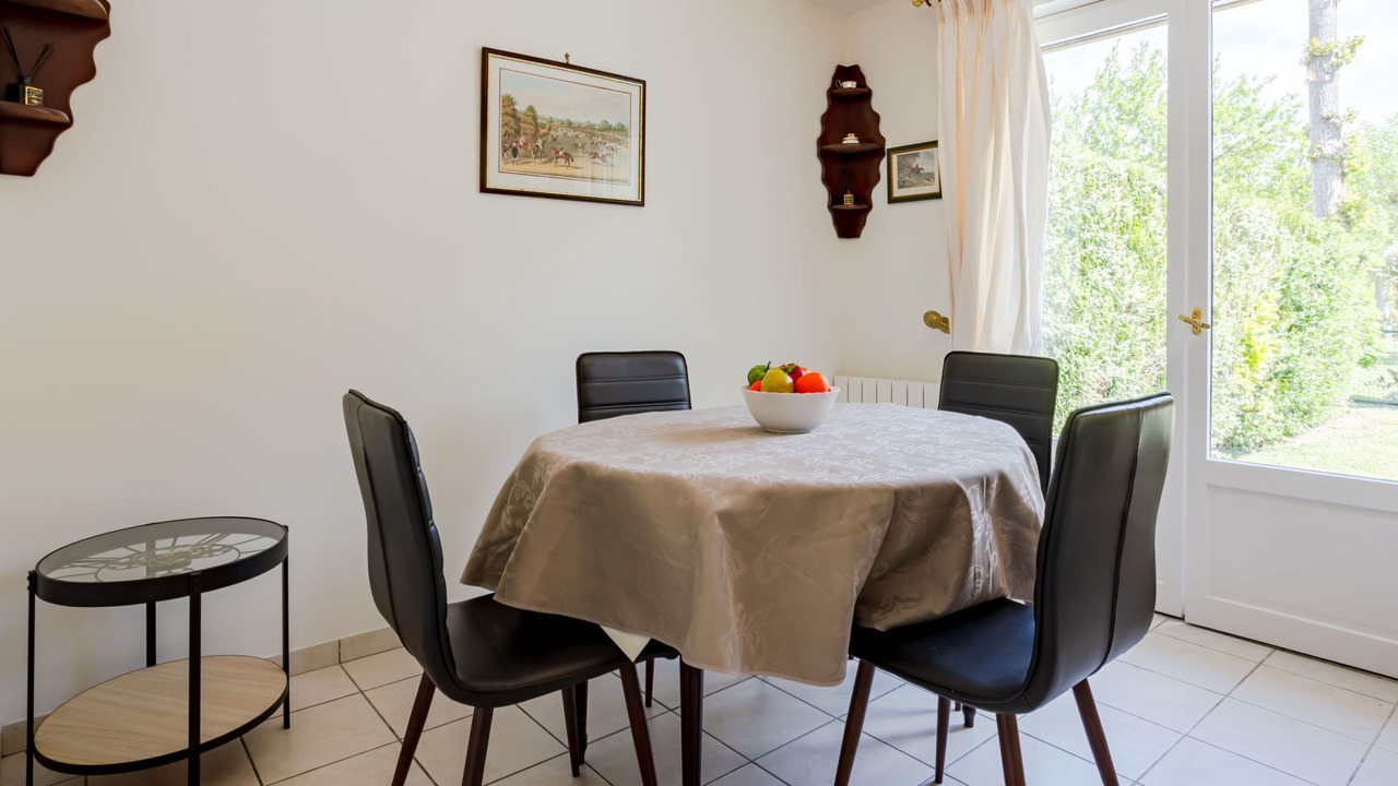 Photo of Bedroom in Deauville