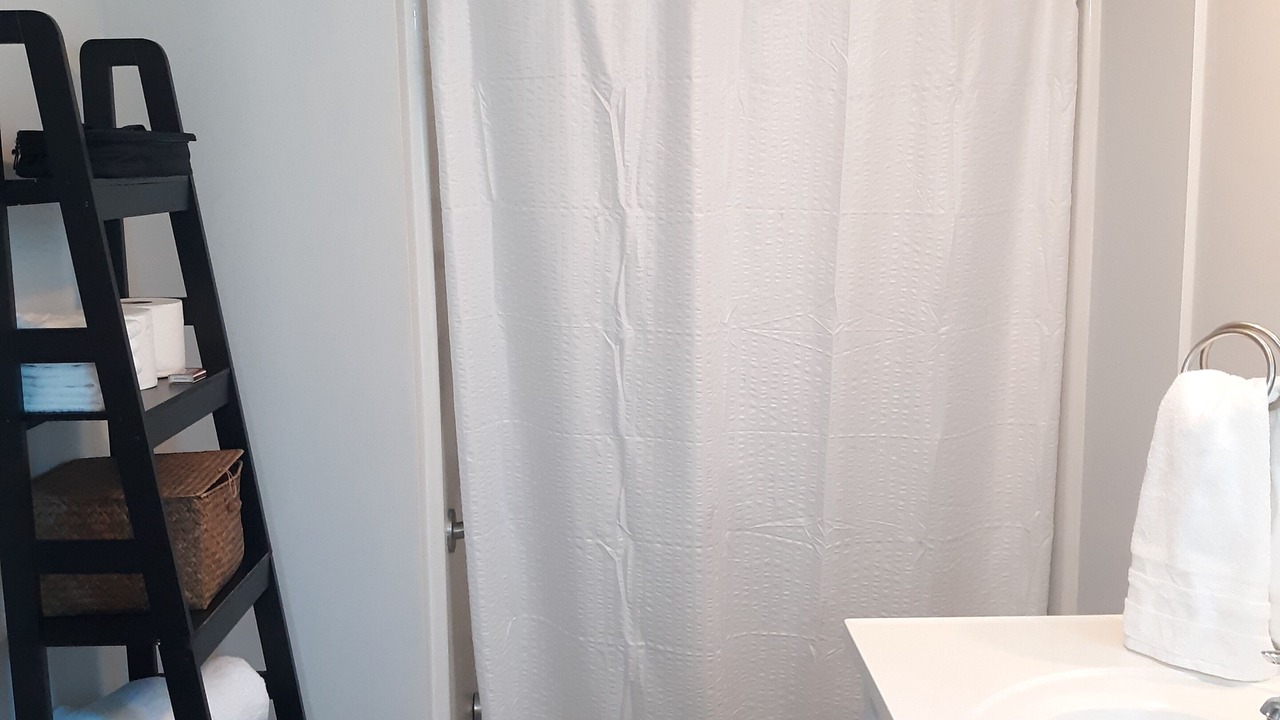 Photo of Bathroom in Harkers Island