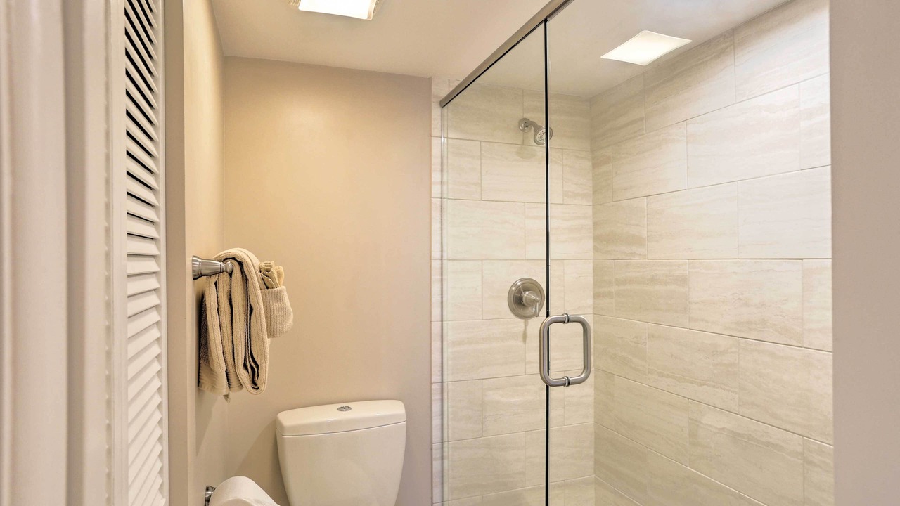 Photo of Bathroom in Englewood