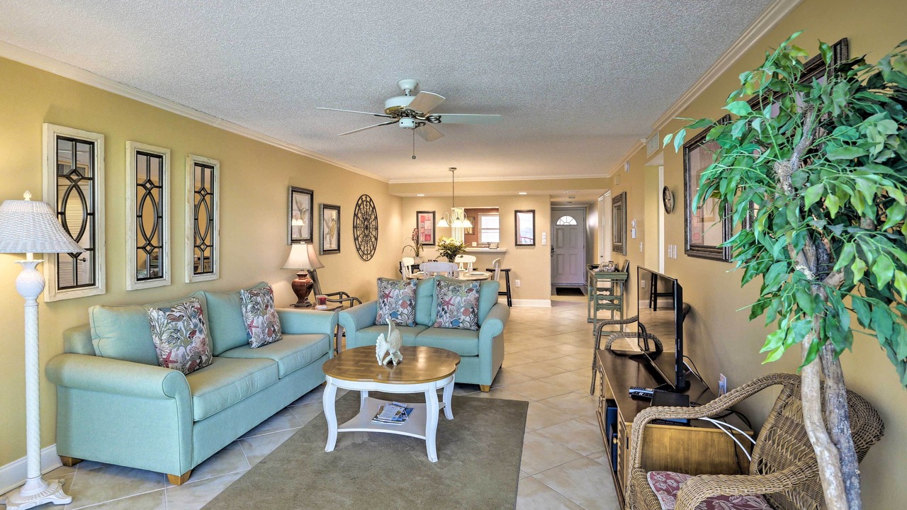 Photo of Livingroom in Englewood