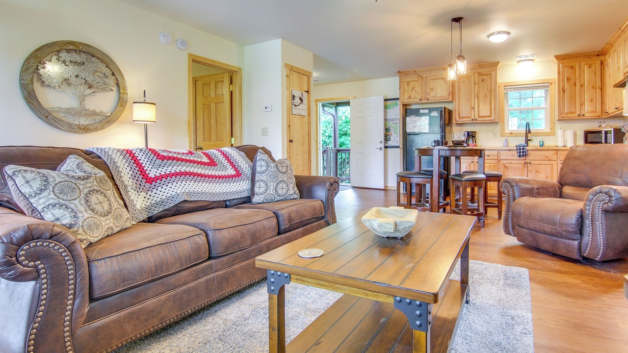Photo of Livingroom in Cherokee