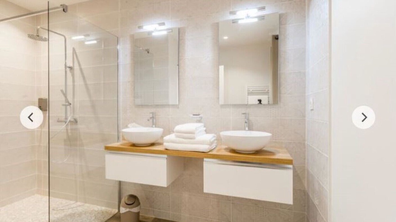 Photo of Bathroom in Casteljaloux