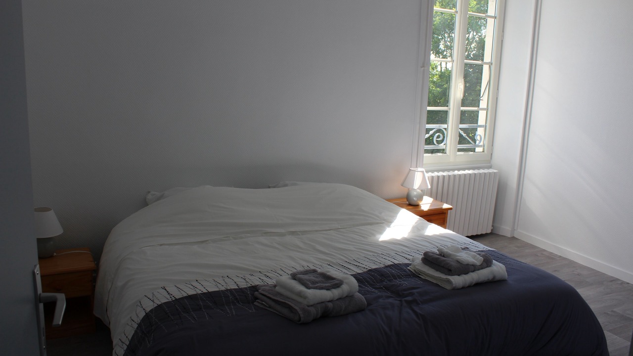 Photo of Bedroom in Maillezais