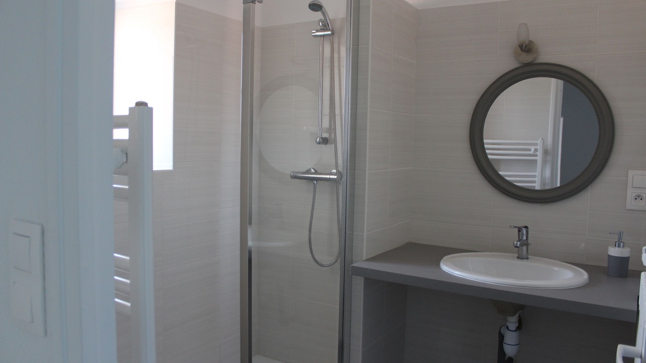 Photo of Bathroom in Maillezais