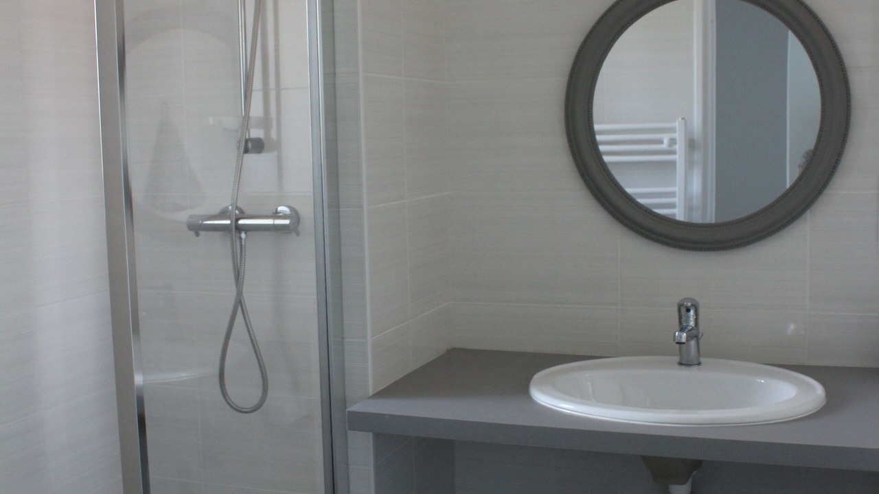 Photo of Bathroom in Maillezais