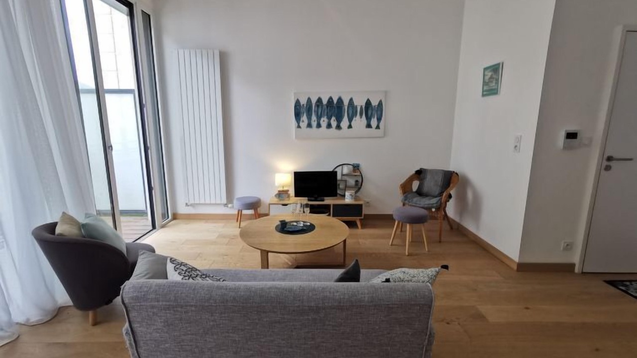 Photo of Livingroom in Courtoisville-Sillon-Moka