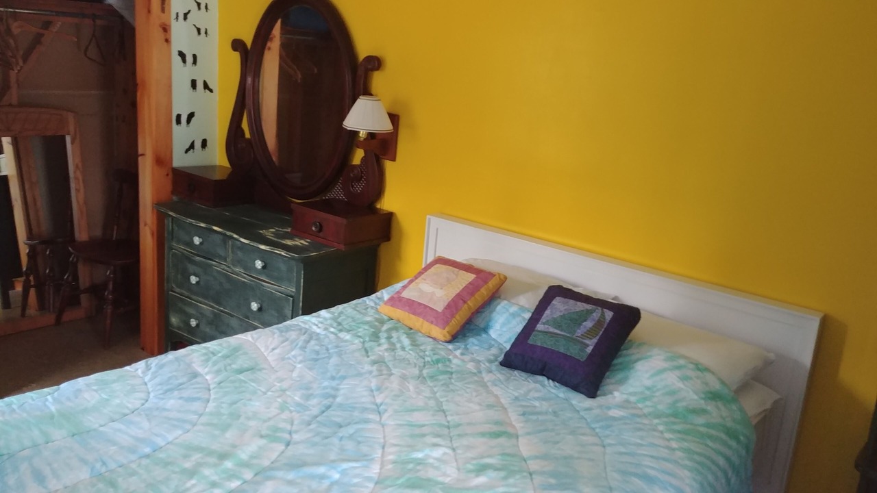 Photo of Bedroom in Northport