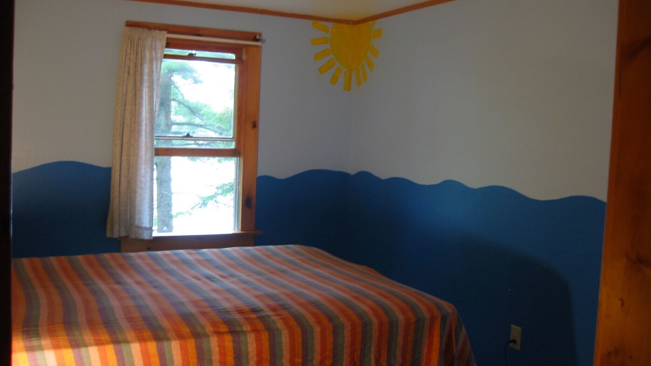 Photo of Bedroom in Northport