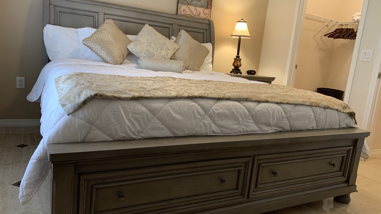 Photo of Bedroom in South Shore Harbour