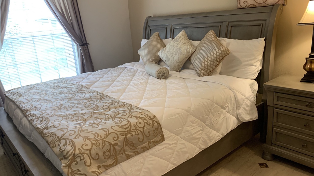 Photo of Bedroom in South Shore Harbour