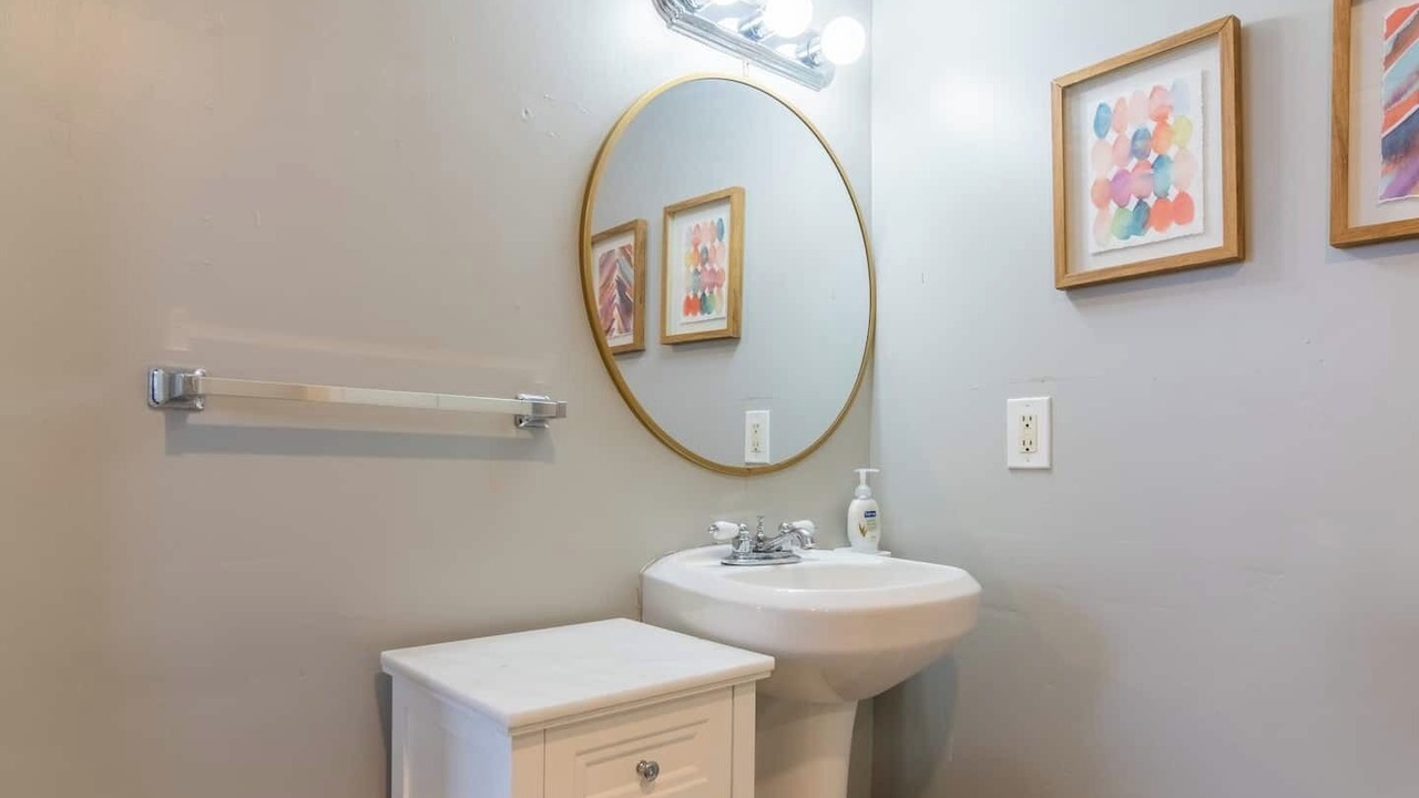 Photo of Bathroom in West Plaza