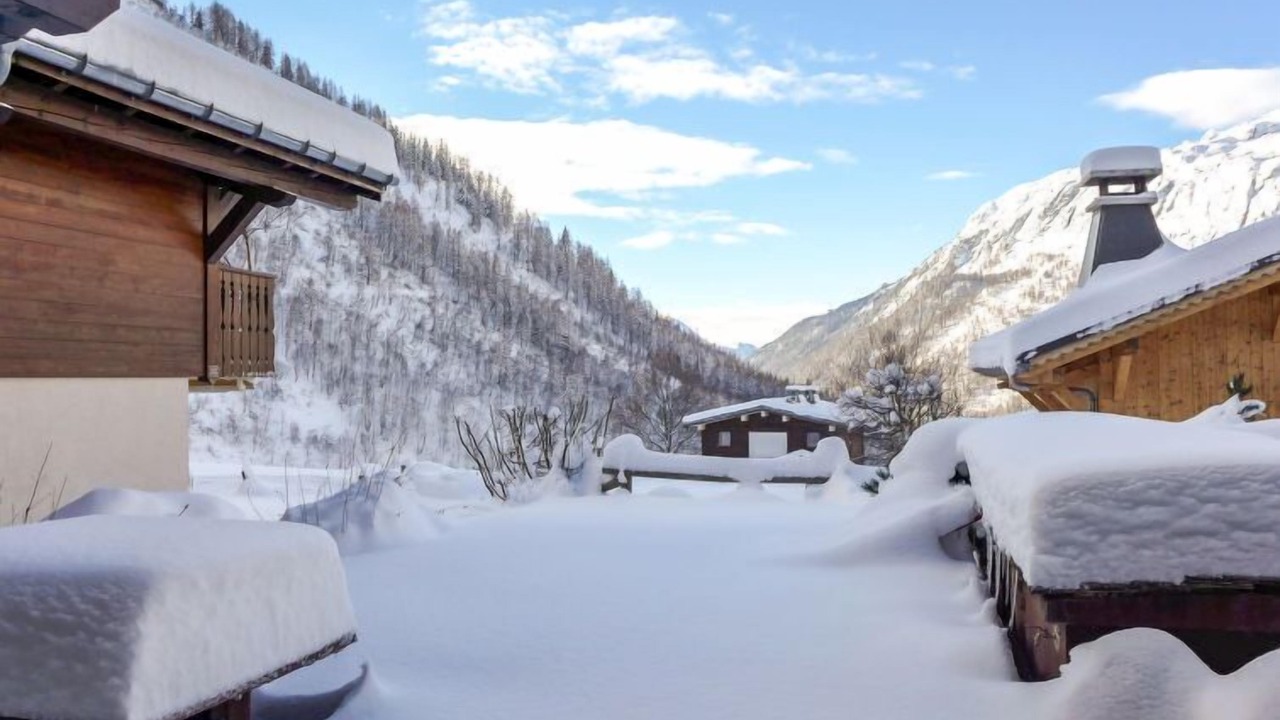Photo of Others in Le Tour