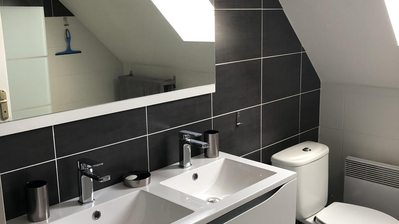 Photo of Bathroom in Tregunc