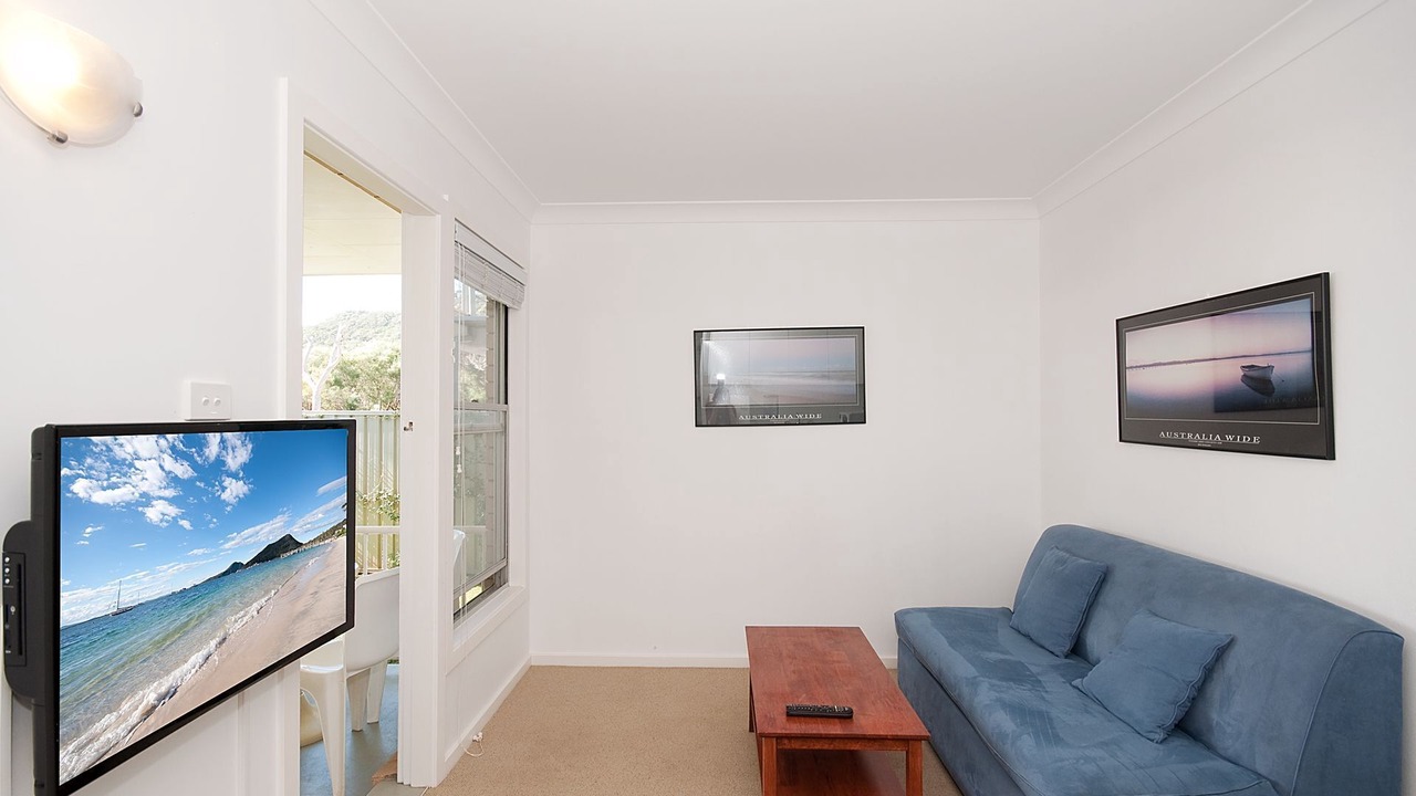 Photo of Livingroom in Shoal Bay