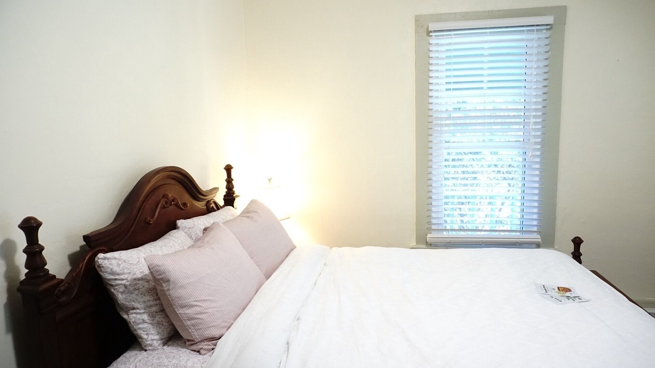 Photo of Bedroom in Kenilworth