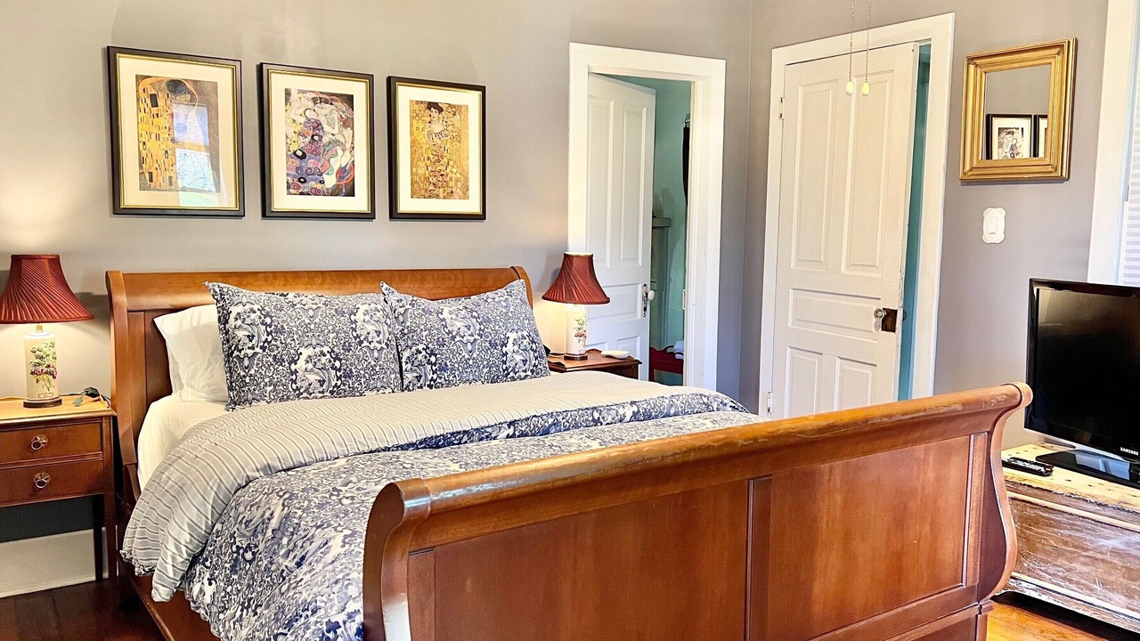 Photo of Bedroom in Kenilworth