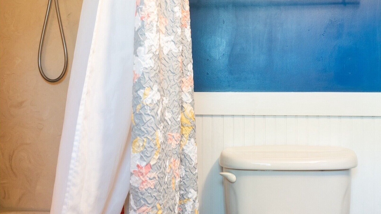 Photo of Bathroom in Kenilworth