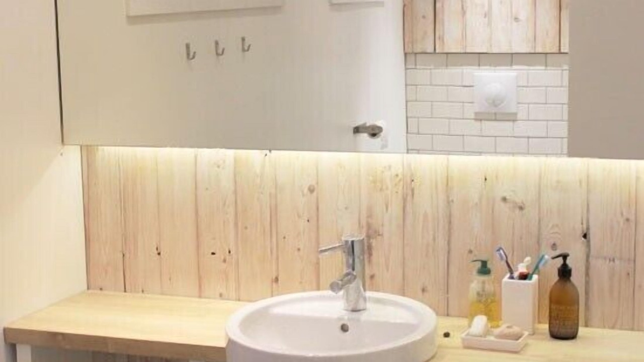 Photo of Bathroom in Villemagne-l'Argentiere