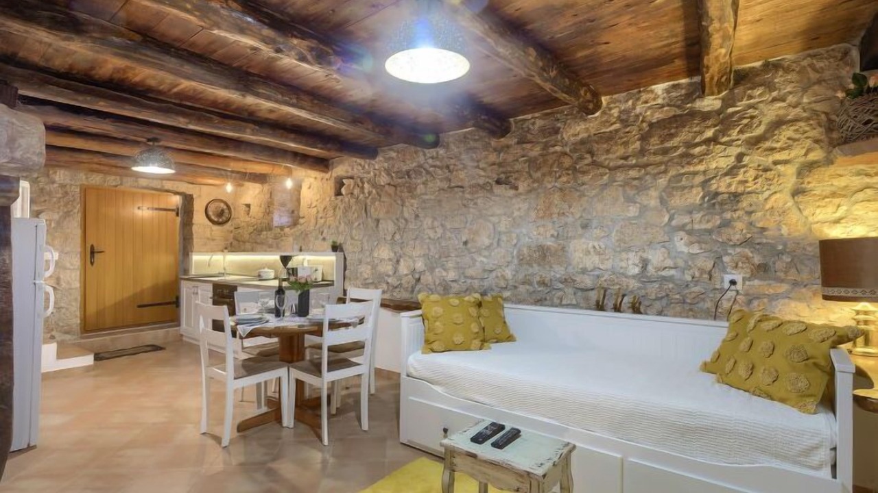 Photo of Bedroom in Pican