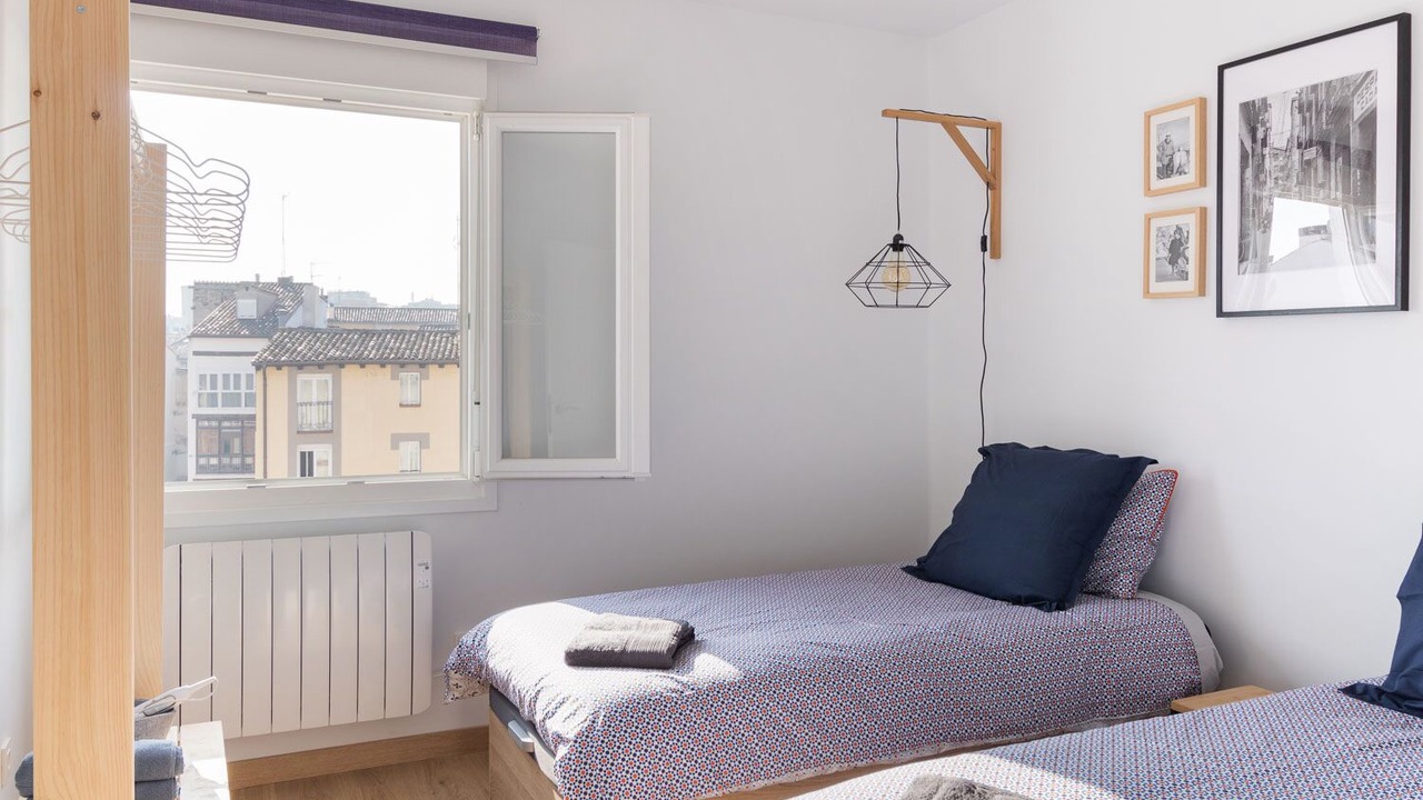 Photo of Bedroom in Logrono Historic Centre