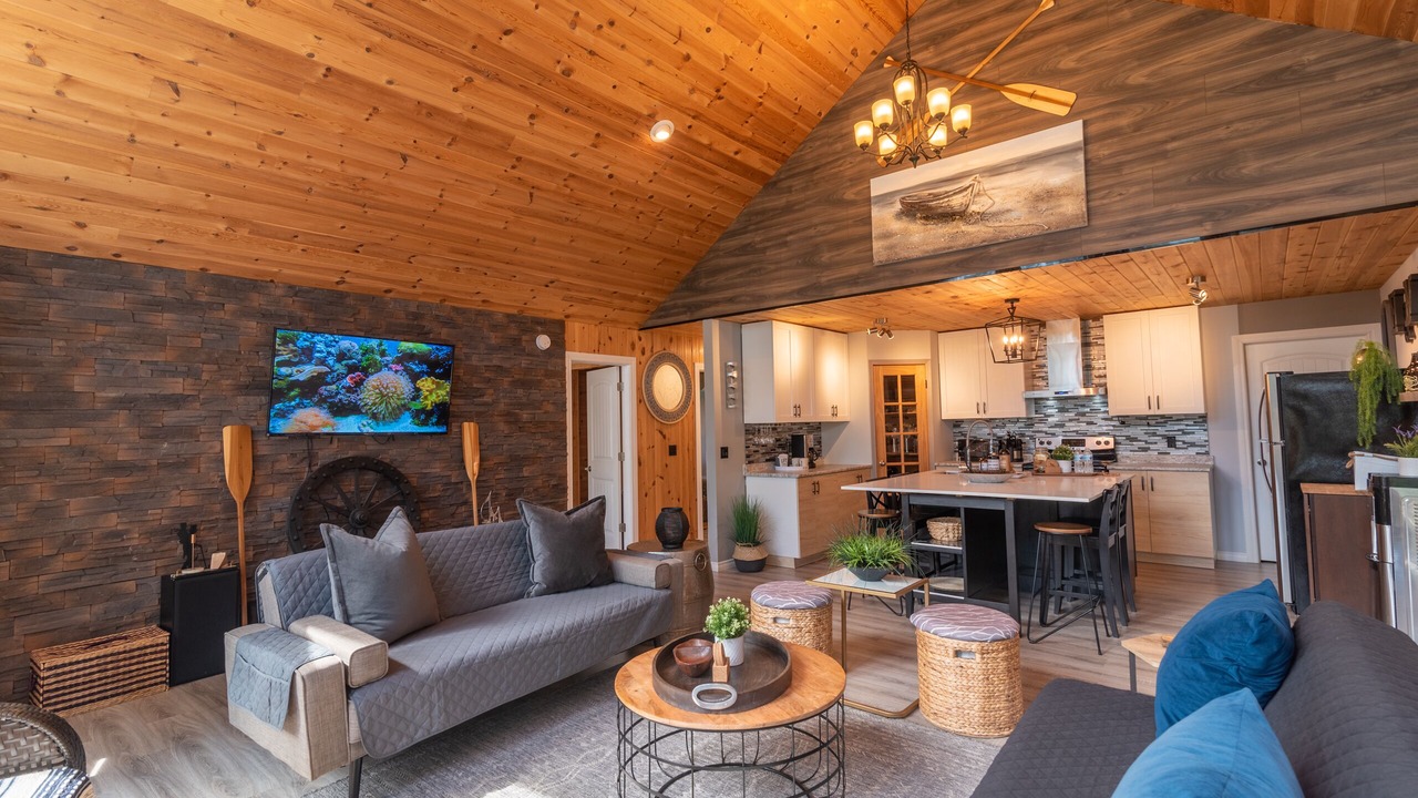 Photo of Livingroom in Kenora