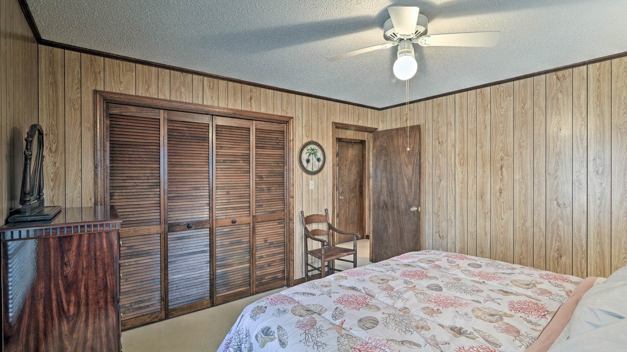 Photo of Bedroom in Holden Beach