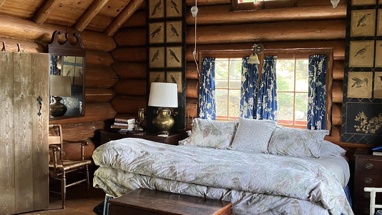 Photo of Bedroom in Indian Lake