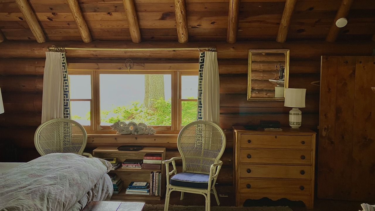 Photo of Bedroom in Indian Lake
