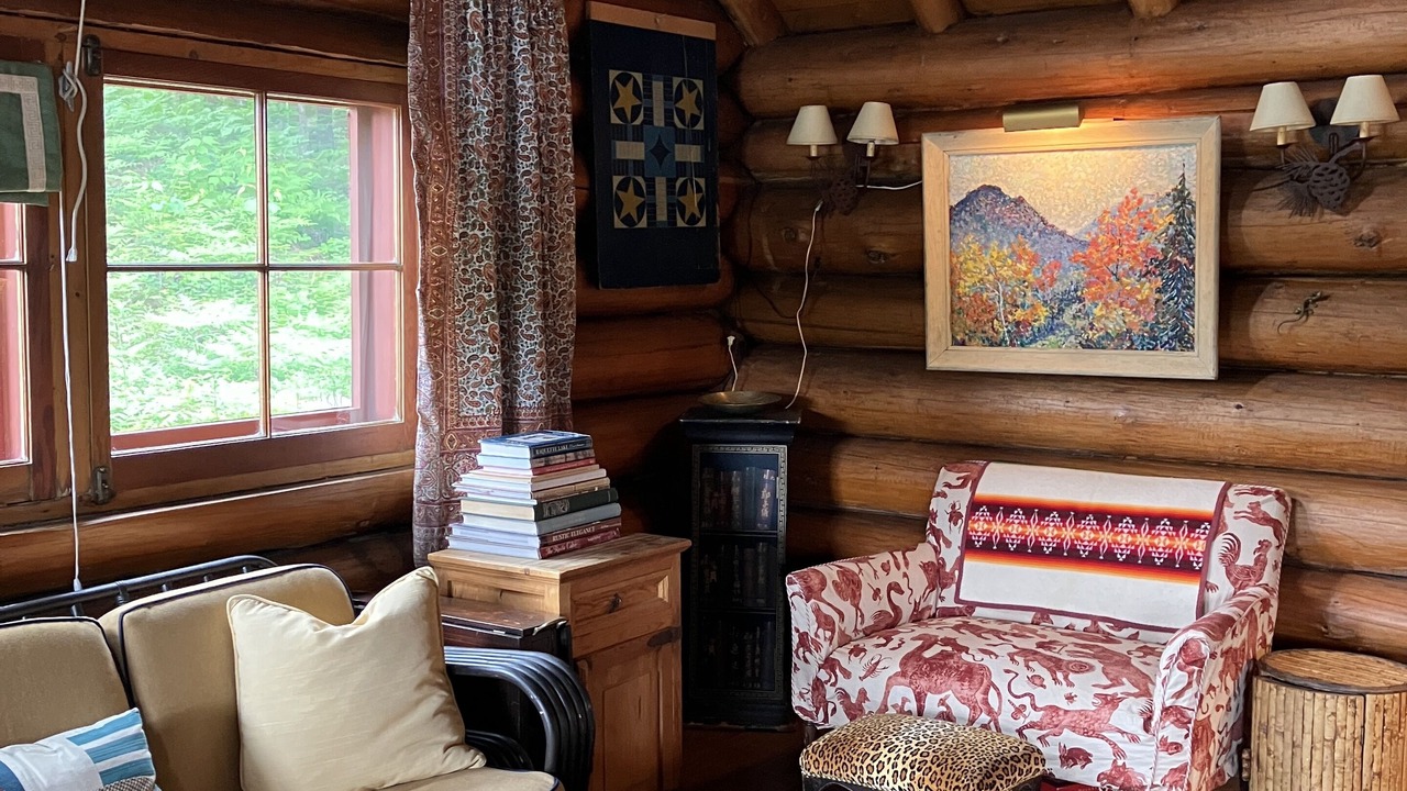 Photo of Livingroom in Indian Lake