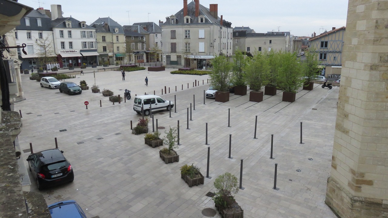 Photo of Others in Thouars