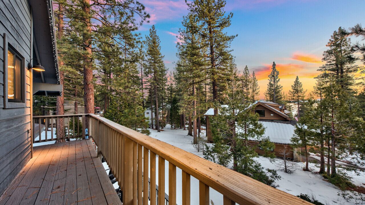 Photo of Patio Balcony in Incline Village