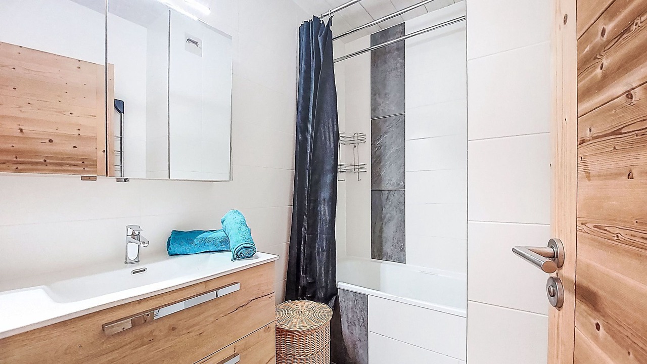 Photo of Bathroom in La Toussuire