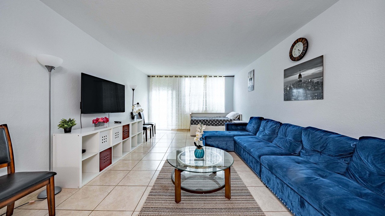 Photo of Livingroom in Sunny Isles Beach