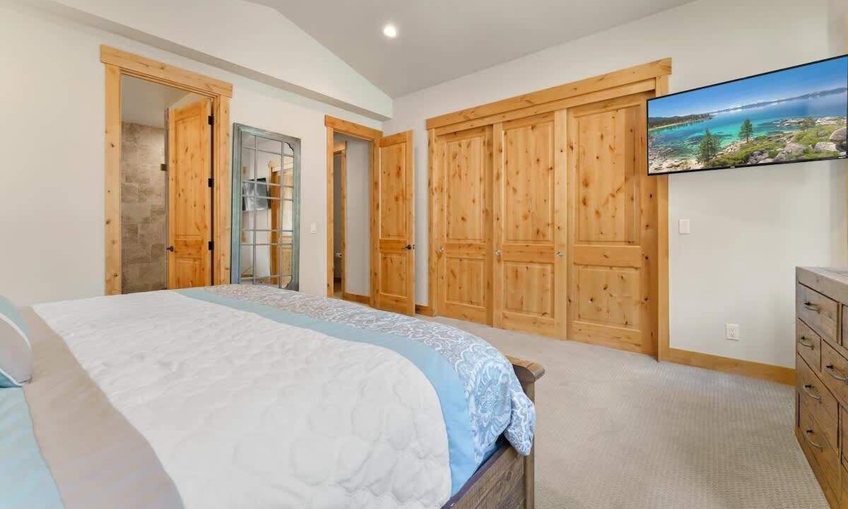 Photo of Bedroom in Kings Beach