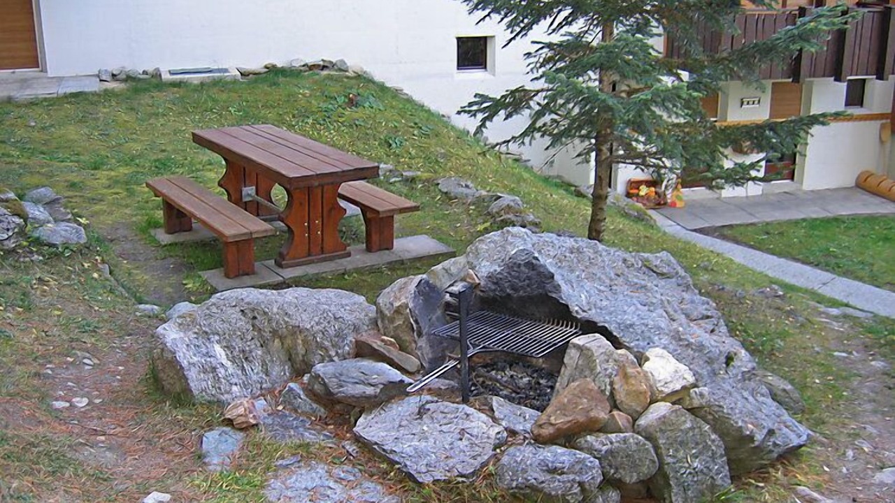 Photo of Outdoor in Graechen
