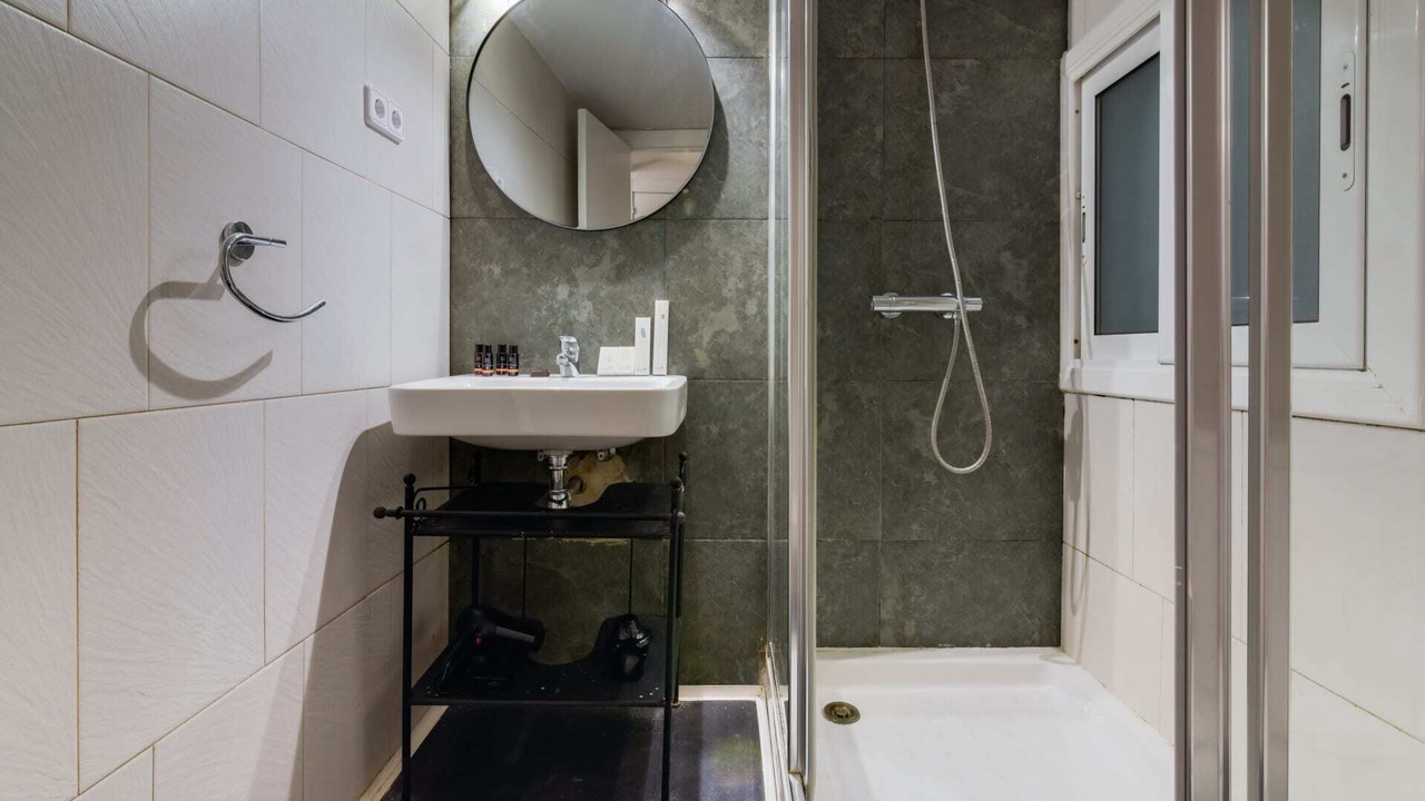 Photo of Bathroom in Gothic Quarter