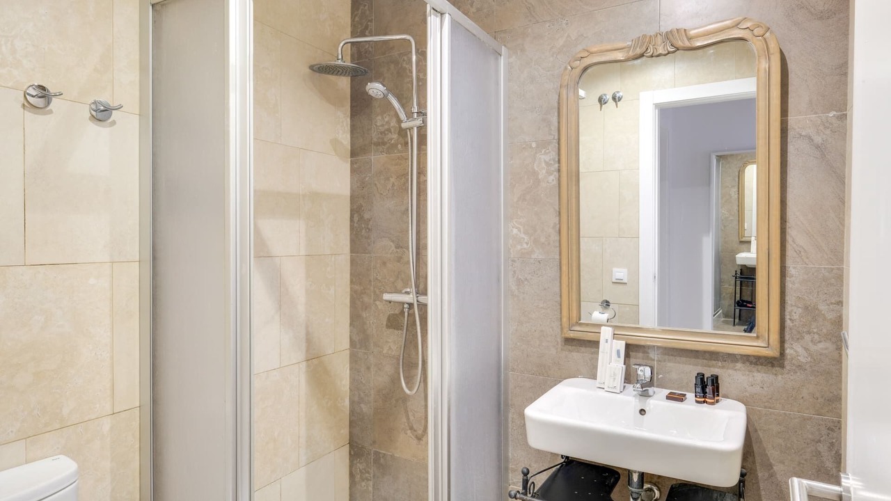 Photo of Bathroom in Gothic Quarter