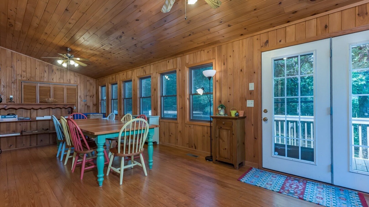 Photo of Bedroom in Lynn