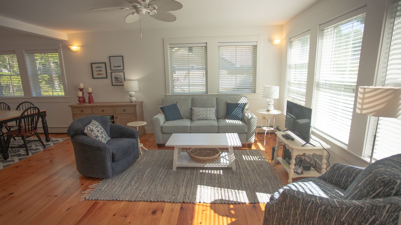 Photo of Livingroom in Kennebunkport