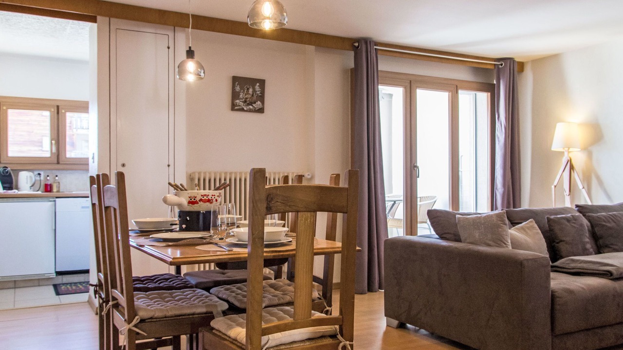 Photo of Livingroom in Saint-Pierre-de-Clages