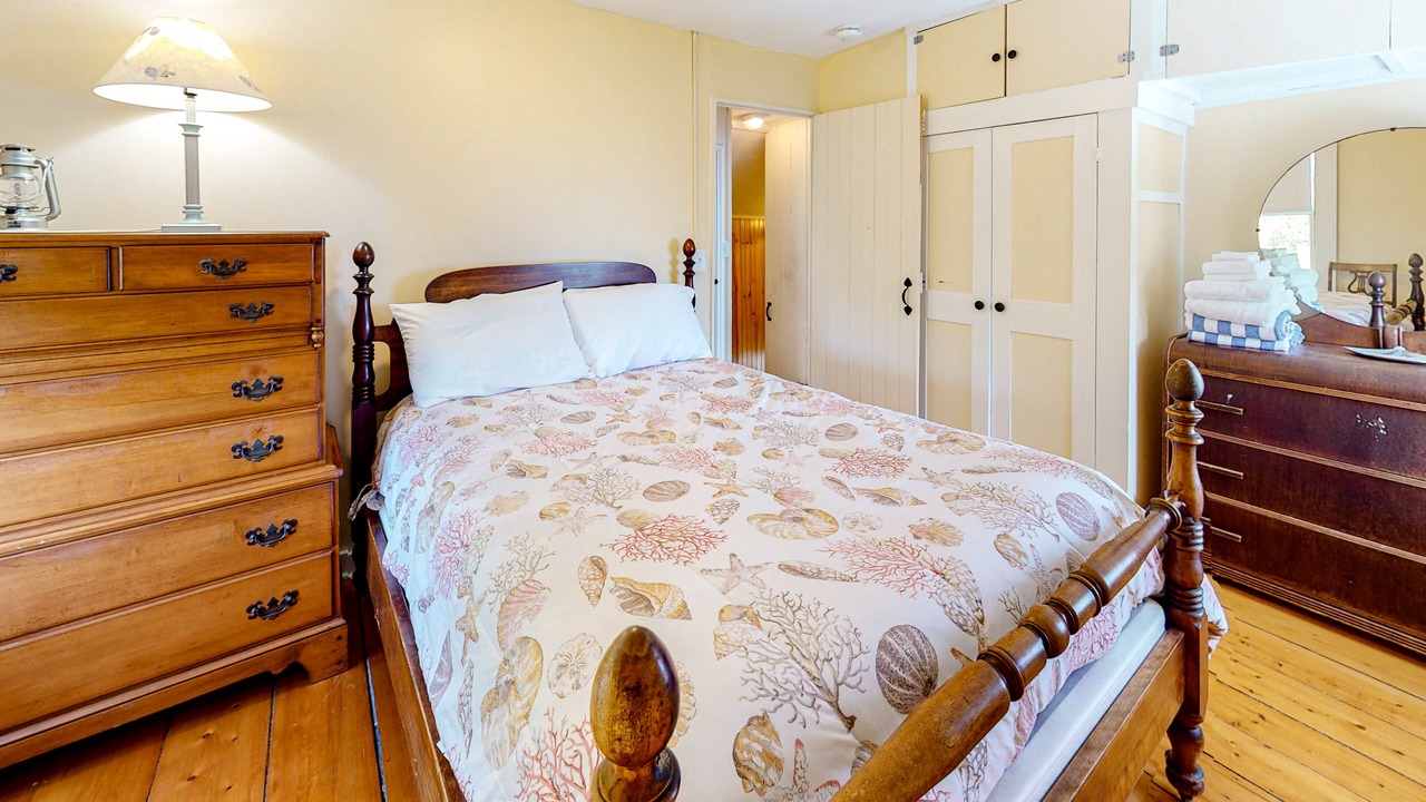 Photo of Bedroom in Ellisville