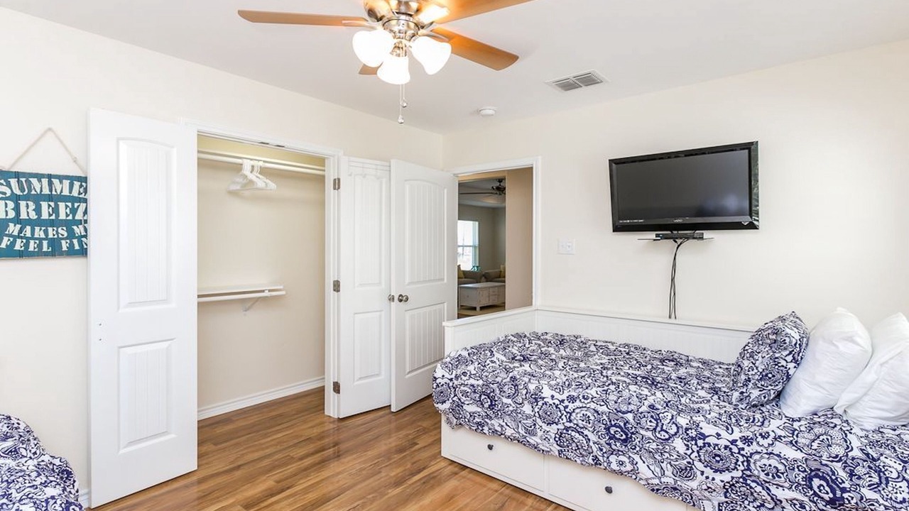 Photo of Bedroom in Rockport