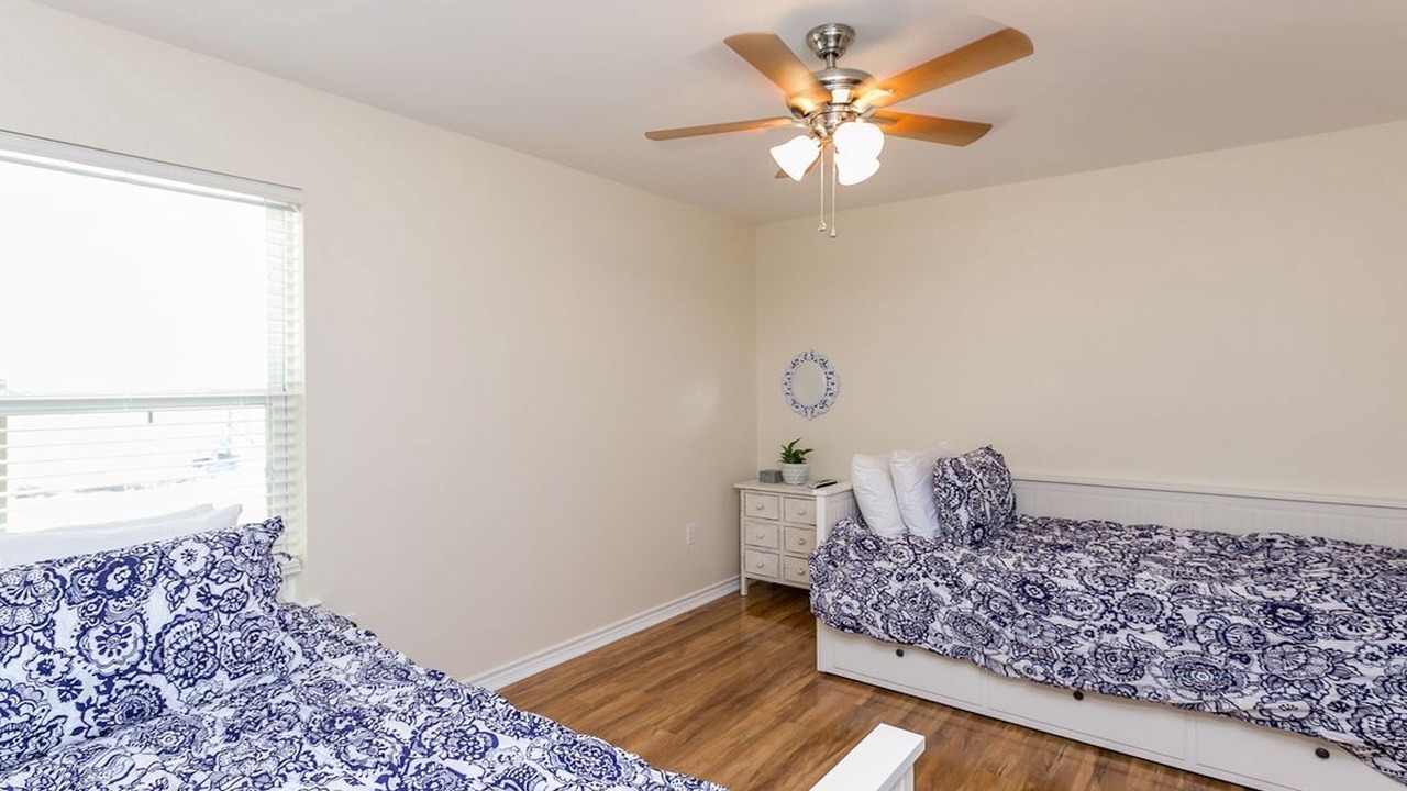 Photo of Bedroom in Rockport