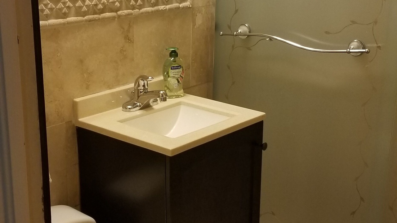 Photo of Bathroom in Riviera Estates