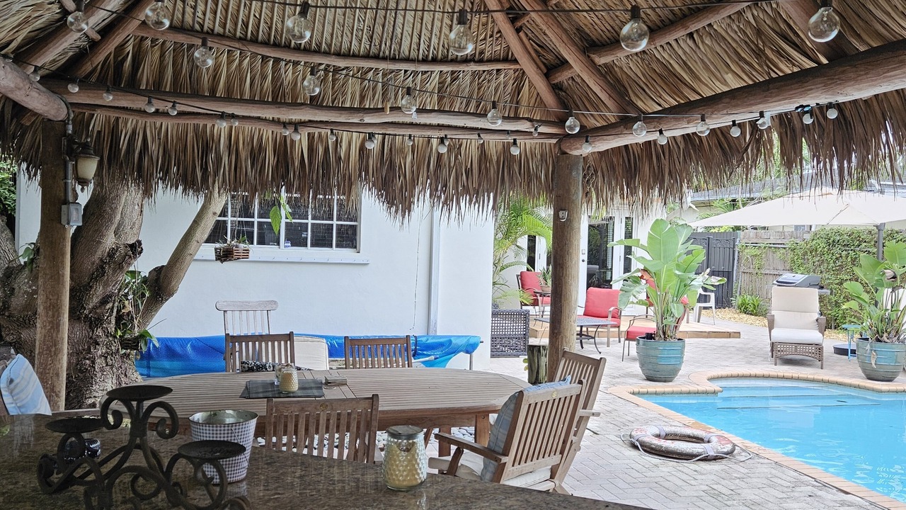 Photo of Outdoor in Riviera Estates