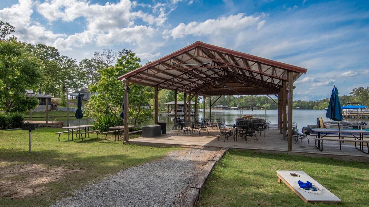 Photo of Outdoor in Dadeville