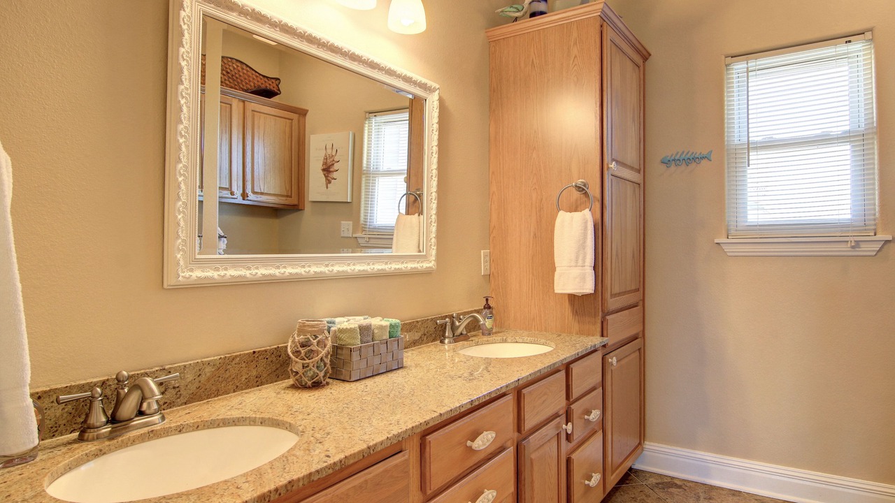 Photo of Bathroom in Sand Point