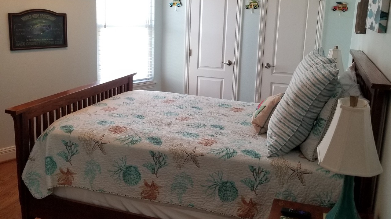 Photo of Bedroom in Sand Point